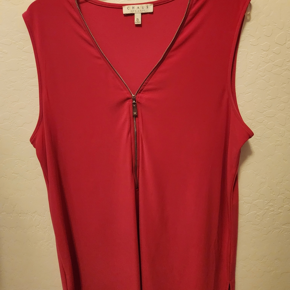 Chaus Red Zip-Front Sleeveless Blouse